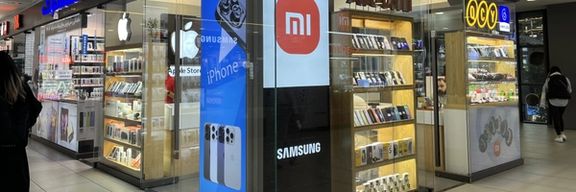 عضو اتحادیه فروشندگان تلفن همراه: مردم توان خرید گوشی نو ندارند