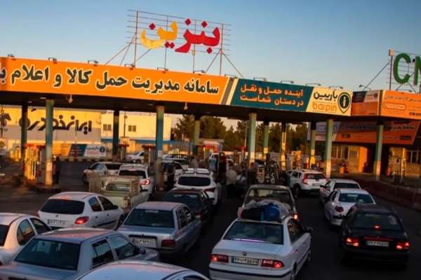 مقام سازمان برنامه و بودجه: کسری بنزین در شرایط فعلی اجتنابناپذیر است