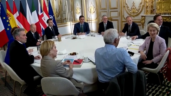 همگرایی رهبران اروپایی در نشست پاریس برای افزایش هزینههای دفاعی قاره سبز