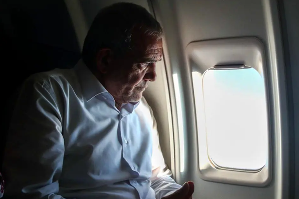 في ظل تعطل المفاوضات النووية.. الرئيس الإيراني يزور مسقط بدعوة من السلطان العماني