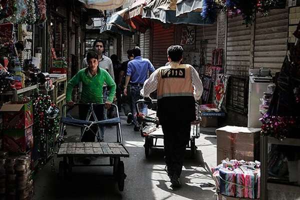 تقرير اقتصادي: تراجع فرص العمل 24 في المائة في إيران بسبب حرب الـ 12 يوما