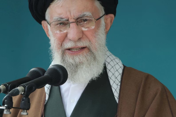 خامنئي: الترويج للانحلال باسم الحرية أحد أكبر "ذنوب" الغرب