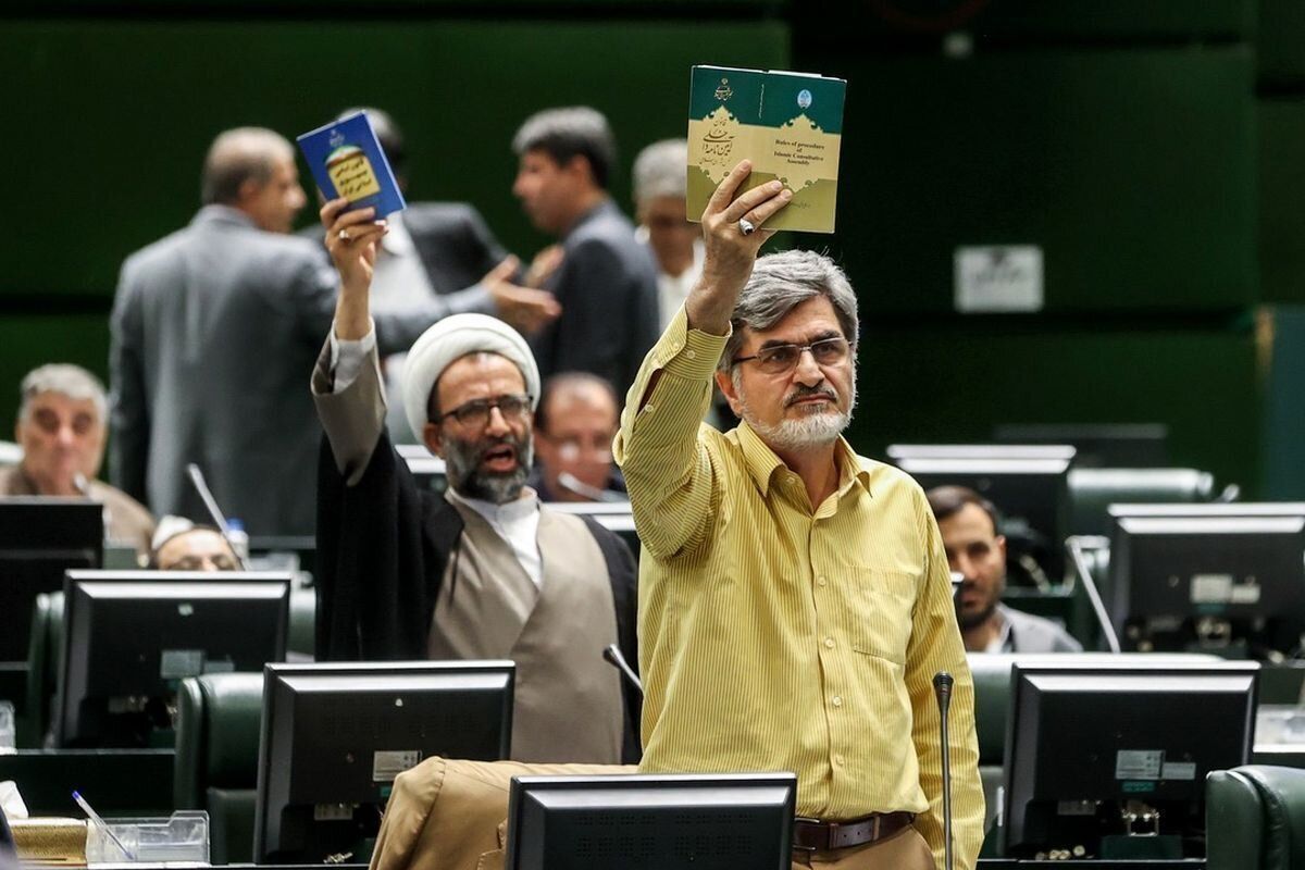 کوچک‌زاده، نماینده مجلس: با لایحه جدید مجلس، مجازات ترامپ و نتانیاهو حبس و جزای نقدی است