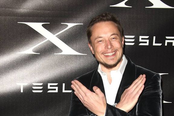 ایلان ماسک لوگوی شبکه اجتماعی توییتر را به حرف انگلیسی «اکس» تغییر داد