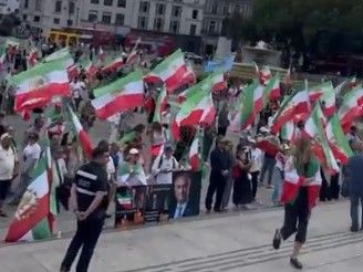 Iranians rally worldwide to honor Pahlavi dynasty, back exiled Prince