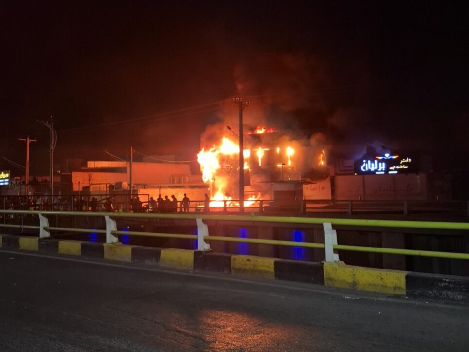 شب خونین دزفول؛ ۱۹ دی‌ماه تک‌تیراندازهای سپاه پاسداران تا توانستند افراد بی‌دفاع را کشتند