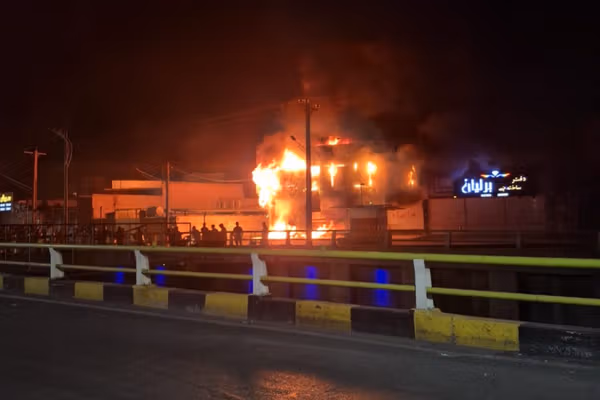 شب خونین دزفول؛ ۱۹ دیماه تکتیراندازهای سپاه پاسداران تا توانستند افراد بیدفاع را کشتند