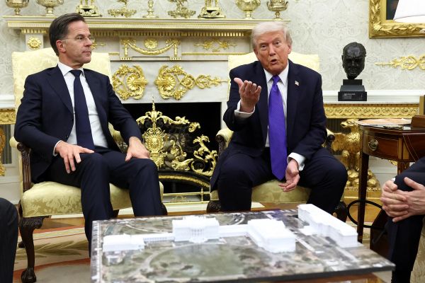 ترامپ: امیدوارم تحریمها پوتین را «سر عقل بیاورد»