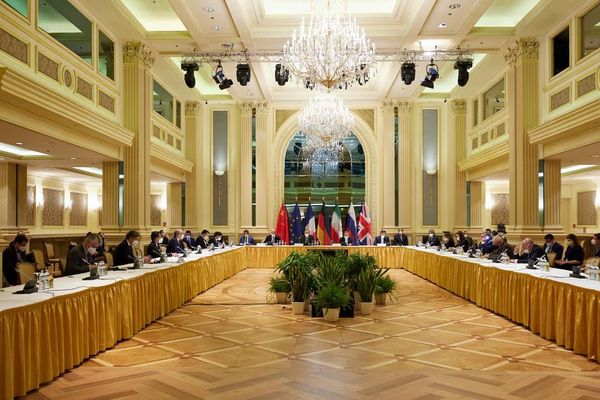 "بوليتيكو": اجتماع وزراء خارجية الدول الأعضاء بالاتفاق النووي قريبا للتوصل إلى اتفاق نهائي