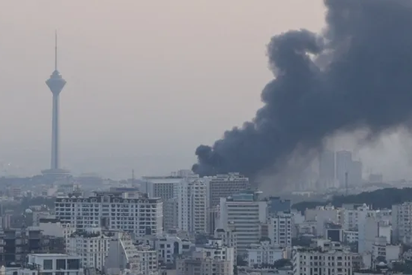 هل تضر الحرب الإيرانية الإسرائيلية بسوق السلاح الروسية؟