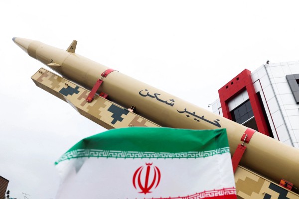 از موتورهای ضد انفجار تا الیاف کربن؛ تلاش جمهوری اسلامی در آلمان برای بازسازی توان موشکی
