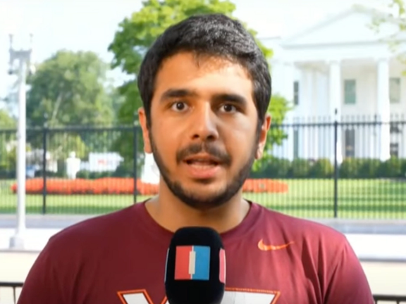 فرزند شهاب دلیلی: آمریکا با بیتوجهی به زندانیان دارای گرین کارت، تسلیم جمهوری اسلامی شده