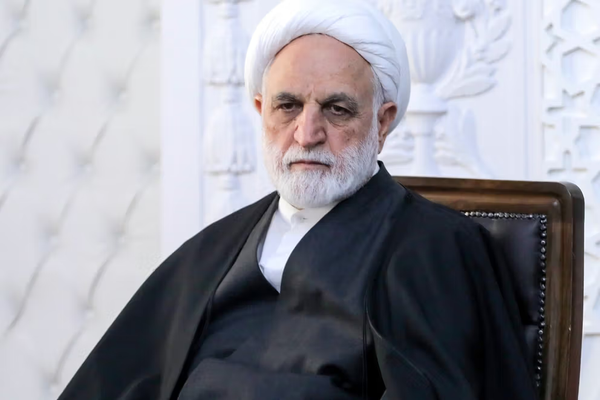 سجينات سياسيات في إيران: "نُعامل كأننا خارج الإنسانية"