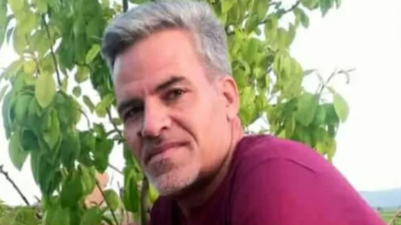 حکم ۸ سال حبس مهدی فتحی، فعال صنفی معلمان در استان فارس، از سوی دادگاه تجدید نظر تایید شد