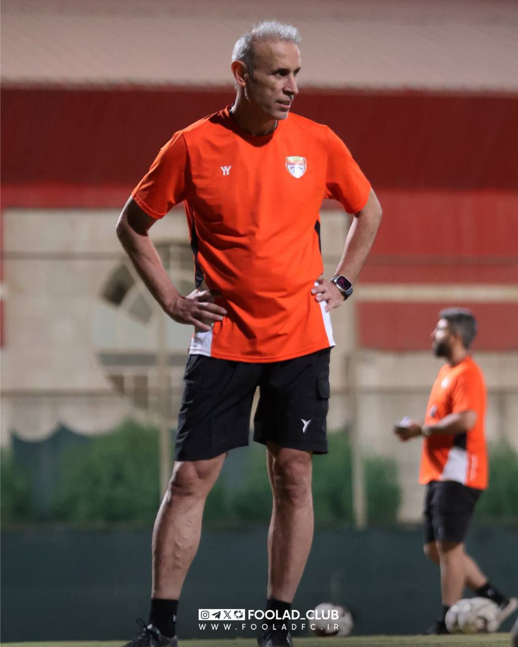 یحیی گل‌محمدی: از پرسپولیس تماسی نداشتم، تمام تمرکزم روی فولاد است