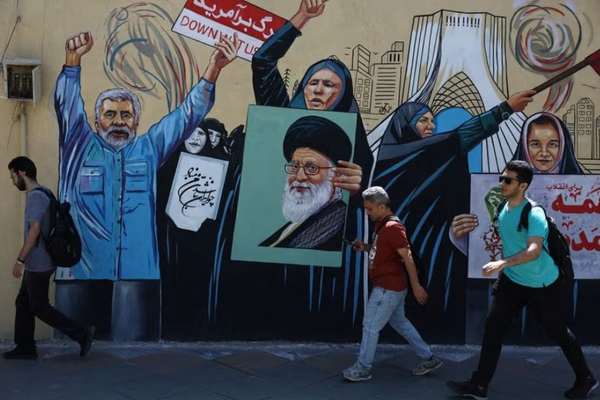رسانه وابسته به سپاه: مذاکره بدون واریز پولهای مسدودشده ممکن نیست