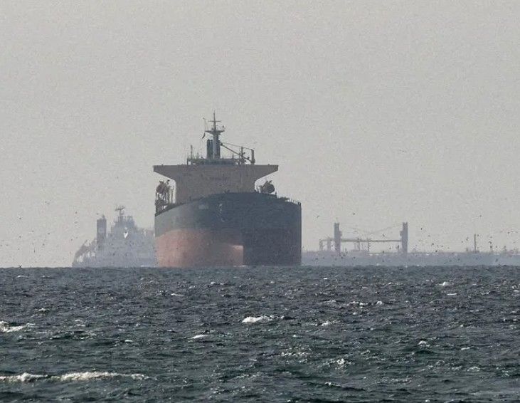 سپاه پاسداران به کشتی هند که خریدار نفت ایران است، حمله کرد‌