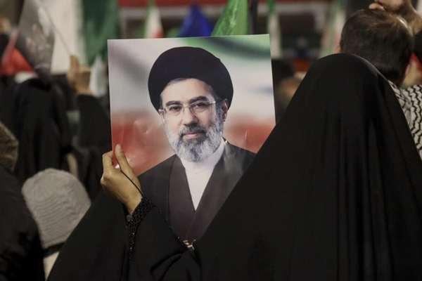 نیویورکتایمز: گروهی از تندروهای جمهوری اسلامی سعی در مختل کردن مذاکرات با آمریکا را دارند