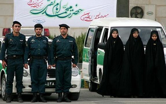 کارشناسان حقوق بشر سازمان ملل متحد: لایحه حجاب اجباری حکومت ایران آپارتاید جنسی است