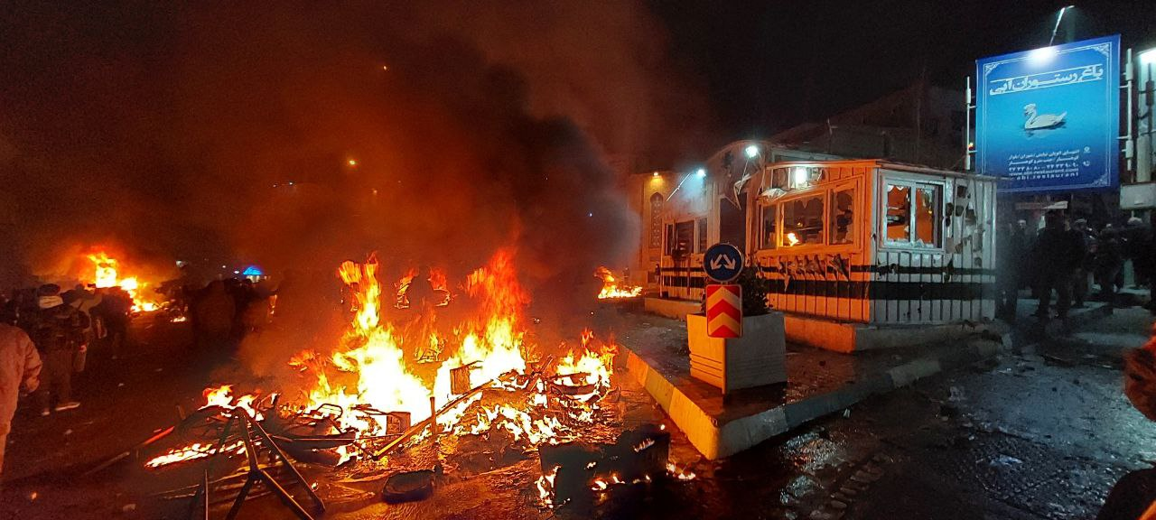 شاهزاده رضا پهلوی: آنان که پنج‌شنبه شب تردید داشتند، امشب در خیابان‌ها همراه بشوند