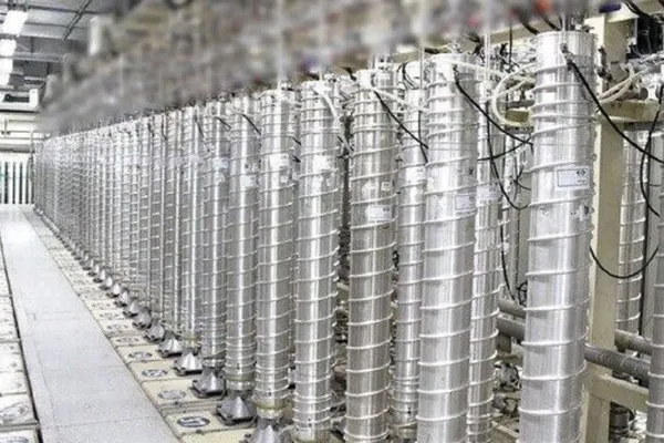 سیانان: ترامپ توقف نامحدود غنیسازی را میخواهد و تعلیق ۲۰ ساله را نمیپذیرد