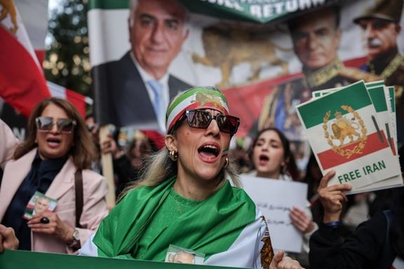 تجمع ایرانیان در آتن یونان