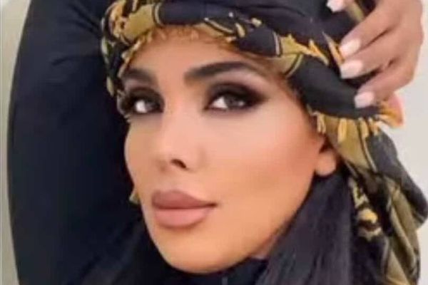 مادر معترضی که کشته شد و مداح در ترحیم او را «شهیده» خواند