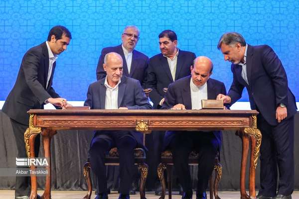 Iran Awards Critical Oil Projects To Inexperienced Domestic Firms