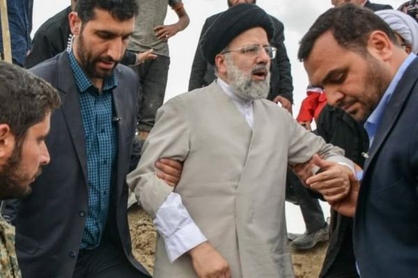 استمر في قمع واعتقال المواطنين.. النظام الإيراني يرد على الابتهاج الشعبي بموت "رئيسي"