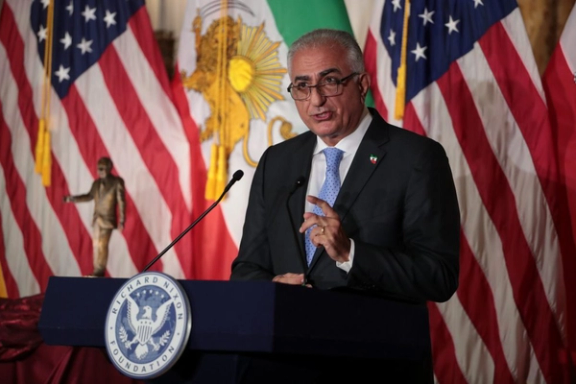 Prince Reza Pahlavi, the exiled son of the late Shah of Iran, receives the Nixon Foundation’s Architect of Peace Award on October 22, 2024. The image is sourced from the Nixon Foundation website.