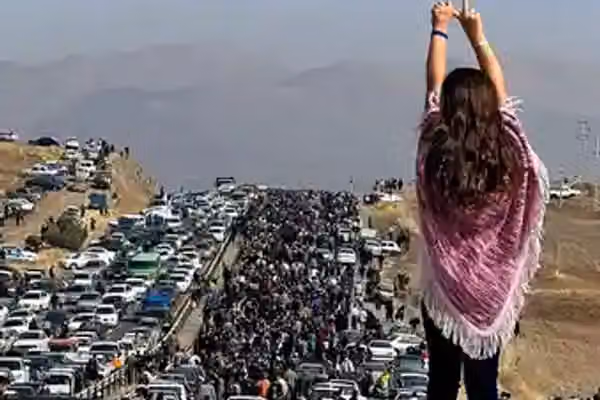 چهار سال پس از ژینا؛ نسلی که دیگر به پیش از «زن، زندگی، آزادی» بازنگشت