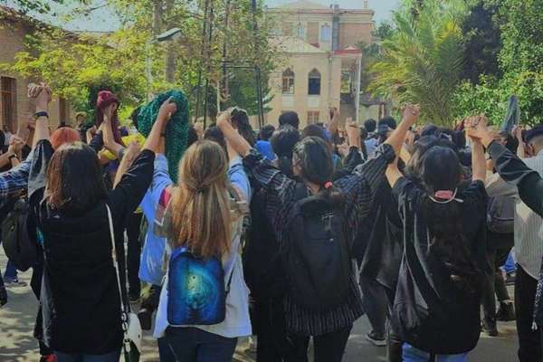 As Unrest, Strikes Continue Iran Activists Call For New Protests