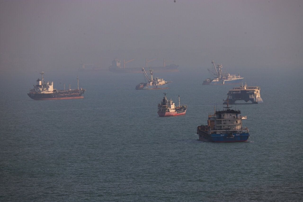 US strikes Iran-bound ship as mediators signal Hormuz breakthrough