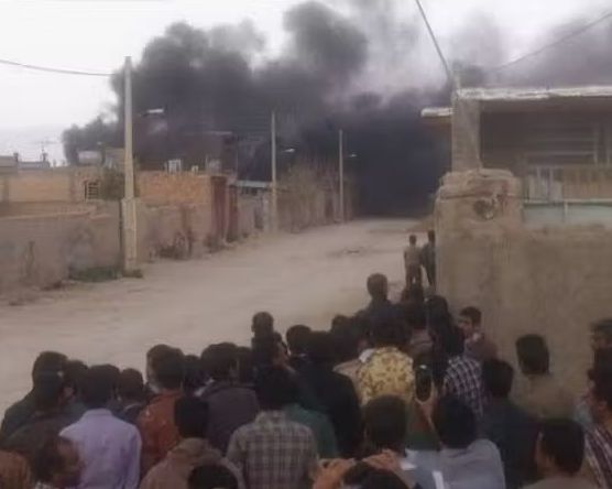 ههنگاو از محاصره روستای آقدره در تکاب به دست ماموران سپاه خبر داد