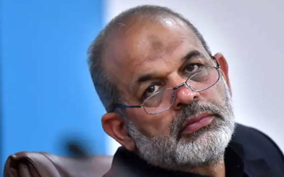 وزیر کشور: نامزدها با تخریب و تهمت جو خوب بعد از مرگ رئیسی را خدشهدار نکنند