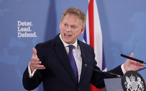 وزیر دفاع بریتانیا: اگر ایران فکر میکند با تحریم کسی را میترساند، اشتباه متوجه شده