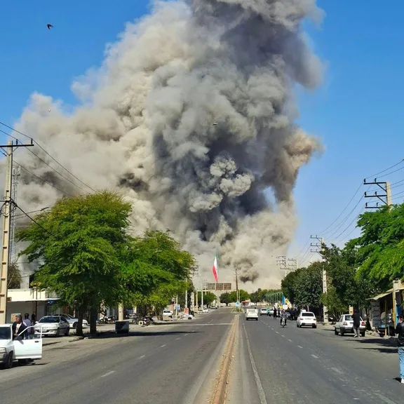 ترامپ: ایران از همسایگانش عذر خواسته و در برابرشان تسلیم شده است