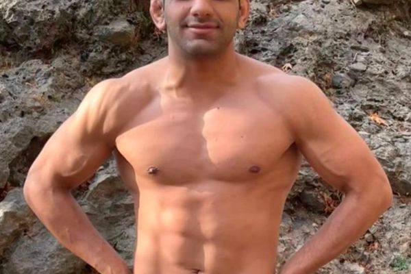 عرفان بزرگی، قهرمان مچاندازی، توسط نیروهای سرکوب، در مرودشت کشته شد