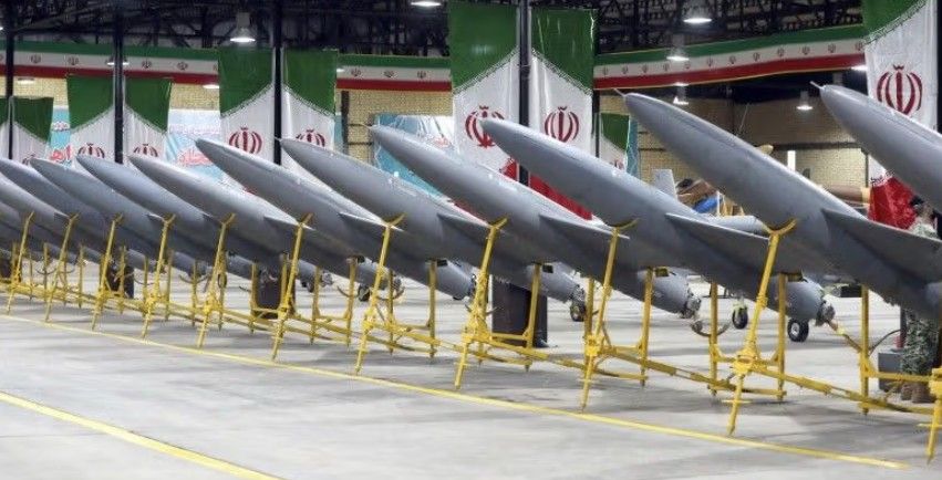 بحرین از آتش‌سوزی در شرکت صنایع پتروشیمی پس از حمله پهپادی جمهوری اسلامی خبر داد