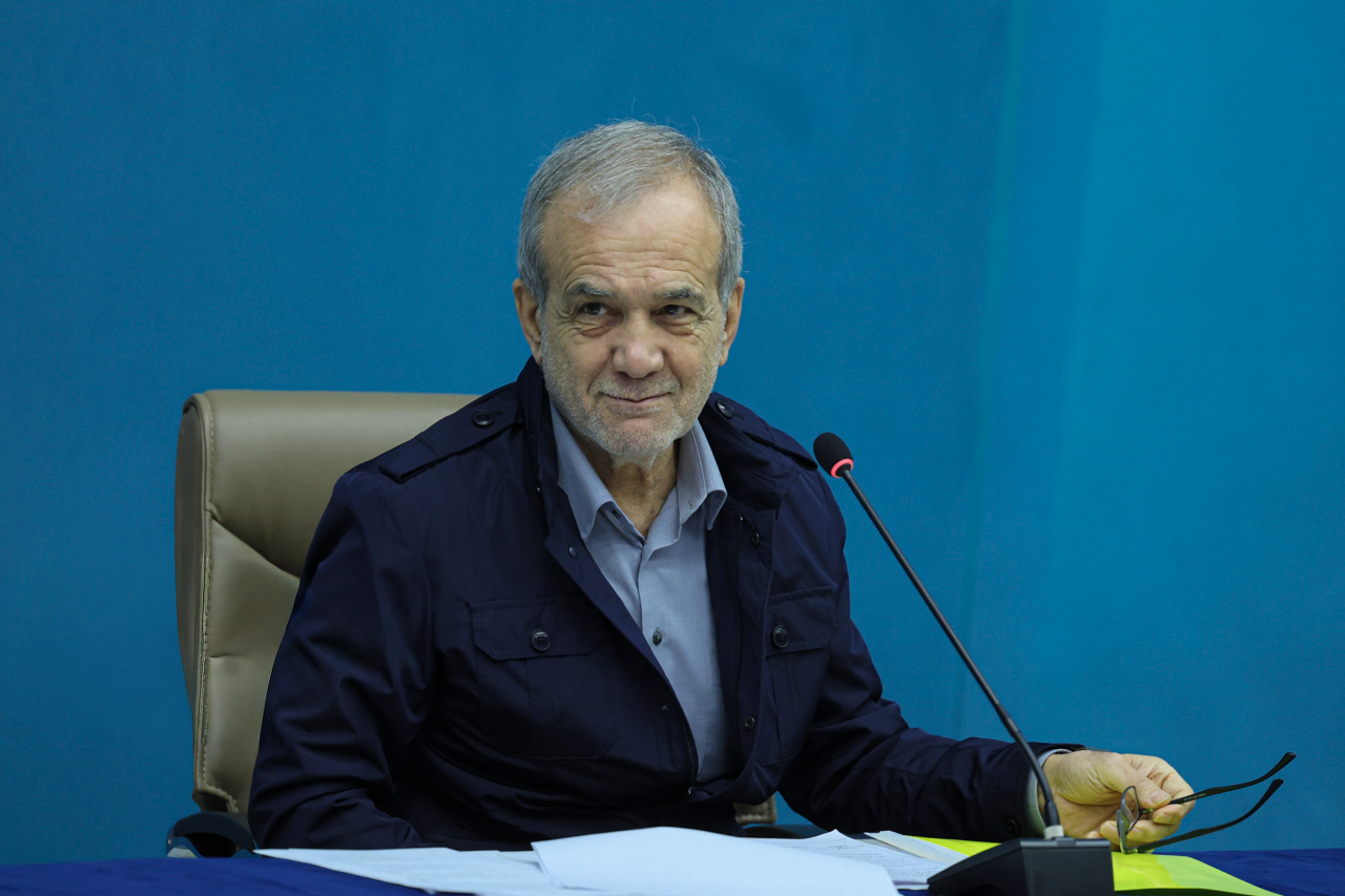 الرئيس الإيراني: أي هجوم ينطلق ضدنا من أراضي أي دولة سيواجه برد مماثل