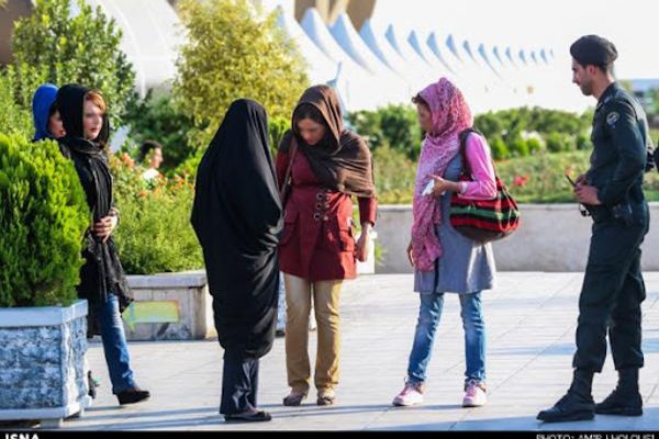 إطلاق فرع دراسي في إيران تحت عنوان "الأمر بالمعروف والنهي عن المنكر"
