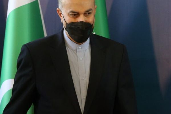 وزير الخارجية الإيراني: مسؤولية أمن الأفغان وتأمين الحدود تقع على عاتق طالبان