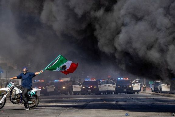 ۲۲ فرماندار دموکرات تصمیم ترامپ برای استقرار گارد ملی در لسآنجلس را محکوم کردند