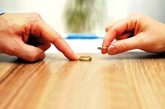 رییس انجمن مددکاری اجتماعی ایران: بیشترین طلاقها در سن ۳۰ تا ۳۹ سالگی اتفاق میافتد