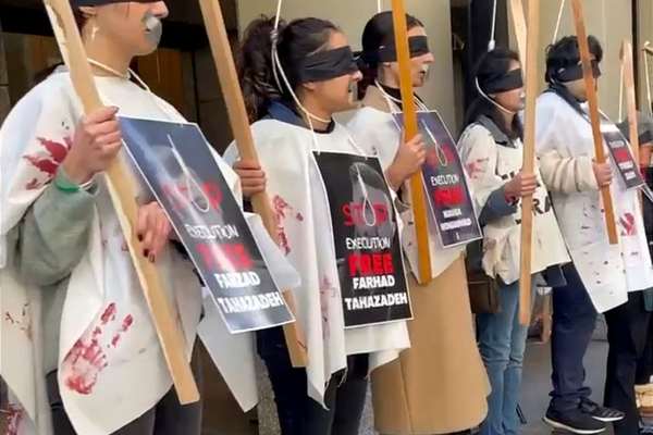 آلاف الإيرانيين يتظاهرون في عشرات المدن العالمية دعما لانتفاضة الشعب الإيراني
