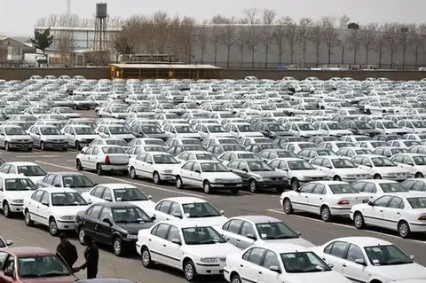 قیمت خودرو ساینا در ایران در ۱۰ سال حدود ۶۰ برابر شده است