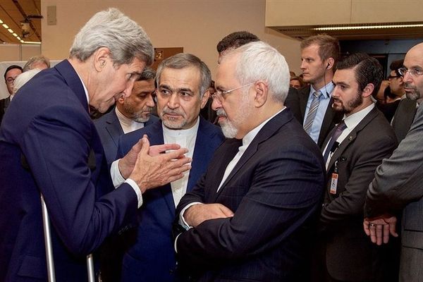 IRGC Makes New Corruption Allegations Against Rouhani's Brother