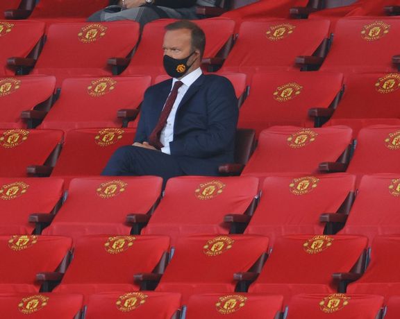 بحران سوپر لیگ؛ رئیس هیات مدیره باشگاه منچستر یونایتد استعفا کرد