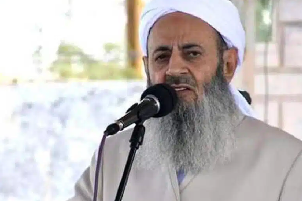 دعا لتحقيق العدالة للمتظاهرين.. زعيم أهل السنة في إيران: "الفساد متجذر في القضاء الإيراني"