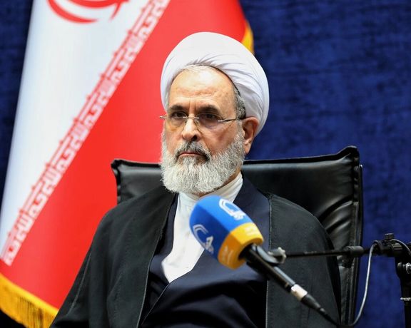 إمام جمعة قم: الحجاب أحد أهم مكونات الهوية في إيران